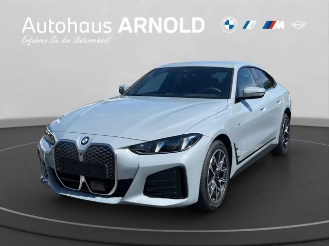 BMW i4 xDrive40 Gran Coupé M Sportpaket HeadUp Driving As 2026 Elektrisch