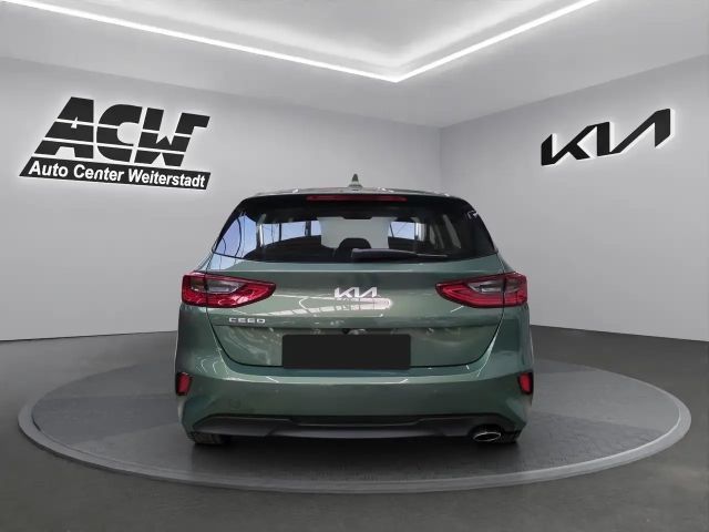 Kia Ceed / cee'd