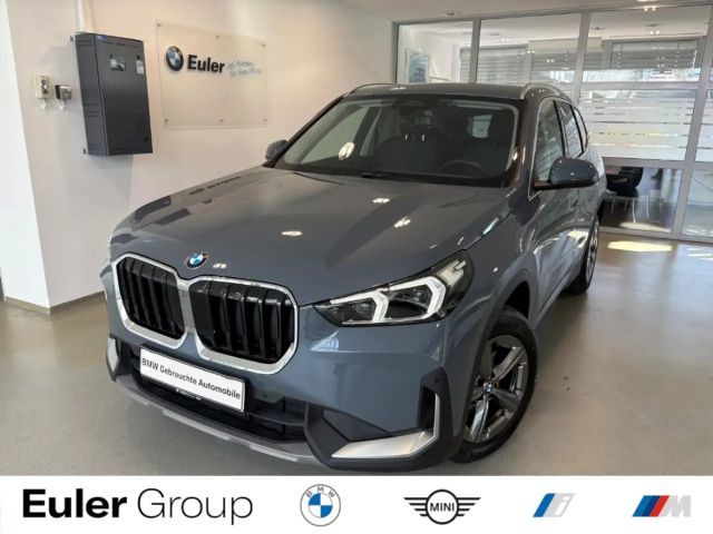 BMW X1 sDrive20i Navi LED Sportsitze Parking Assistant Co 2023 Benzine