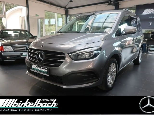 Mercedes-Benz T-Klasse T-180 Progressive 2023 Diesel
