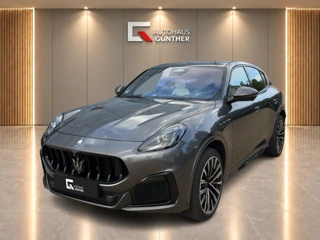 Maserati Grecale Trofeo 3.0 V6 530HP 2023 Benzine