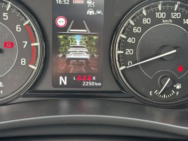 Suzuki S-Cross