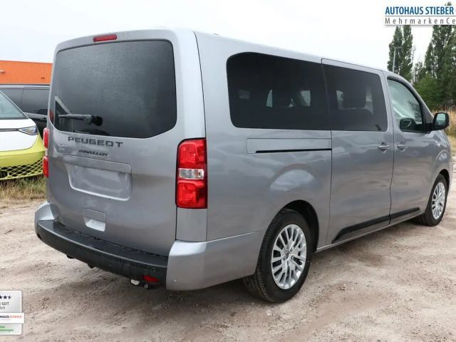 Peugeot Traveller
