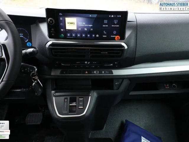 Peugeot Traveller