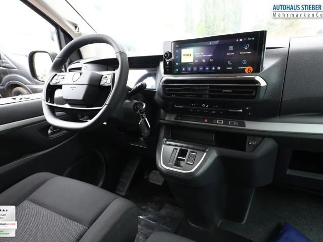 Peugeot Traveller