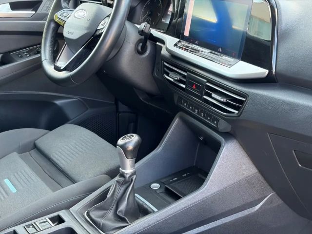 Ford Grand Tourneo