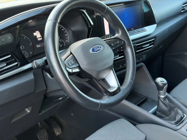 Ford Grand Tourneo