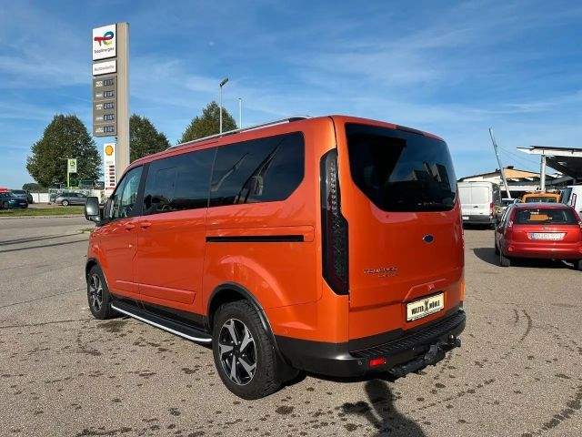 Ford Tourneo Custom