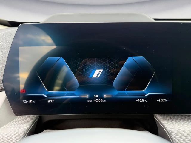 BMW iX1