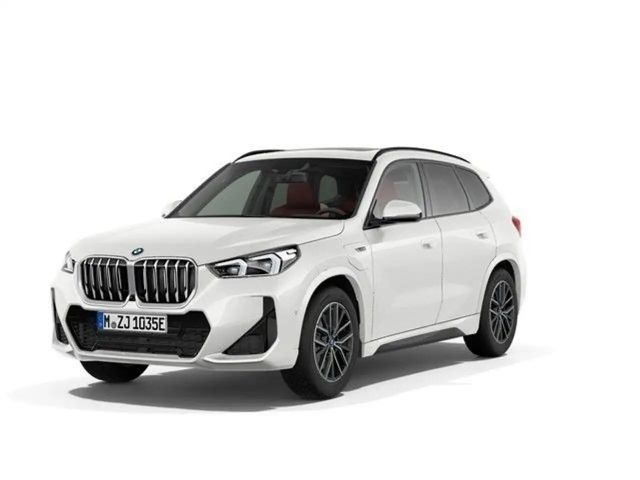BMW X1 xDrive30e M Sportpaket Head Up Panorama 2022 Hybride / Benzine