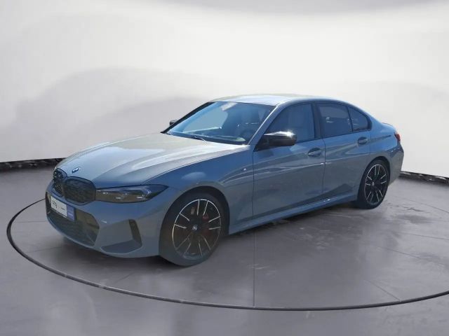 BMW M3 xDrive M SPORT PRO Harman Kardon Alarmanla 2025 Diesel