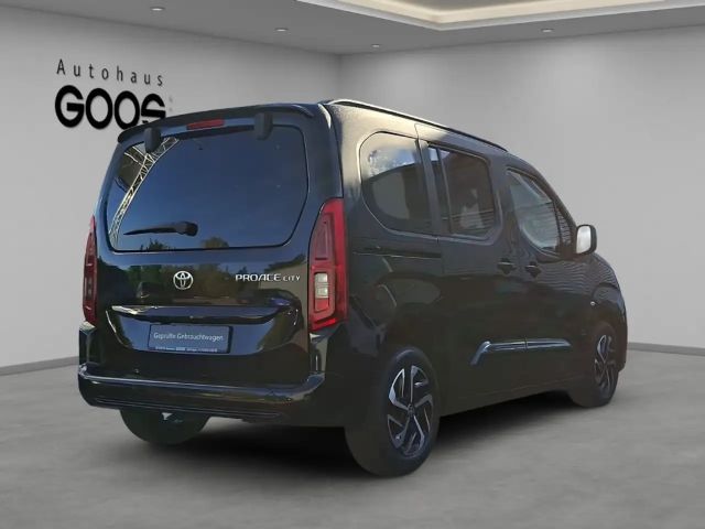 Toyota Proace City