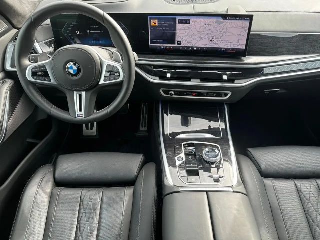 BMW X7 M