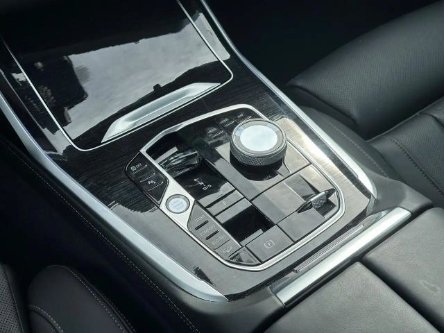 BMW X7 M