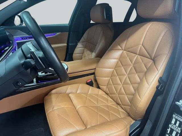 BMW 740