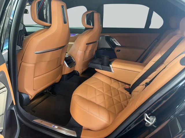 BMW 740