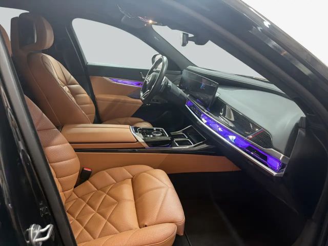 BMW 740