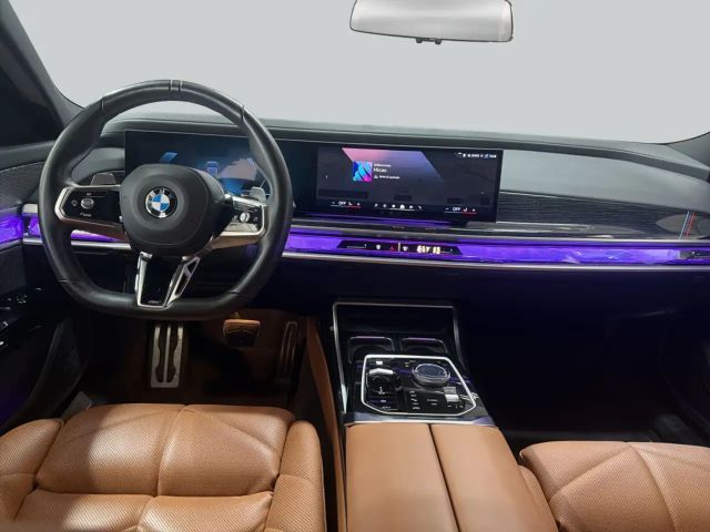 BMW 740