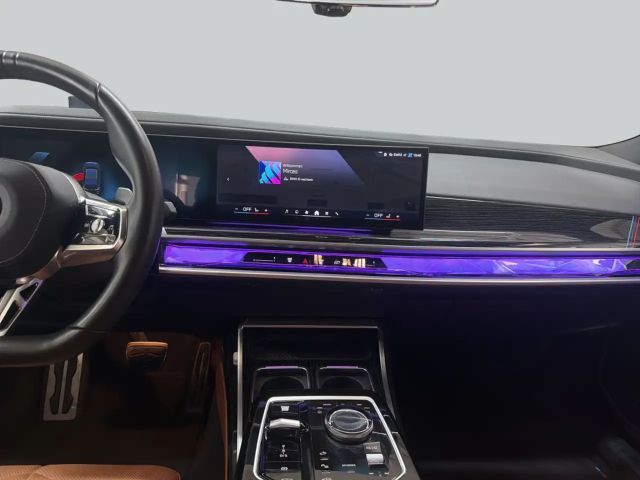 BMW 740