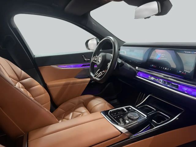 BMW 740