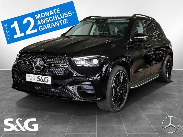 Mercedes-Benz GLE 580 4M AMG V8 Multikontursit+Distro+AHK+Pano 2025 Benzine