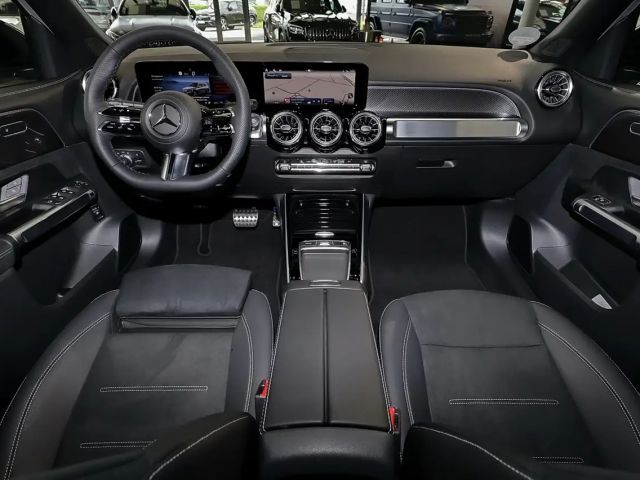Mercedes-Benz GLB 200