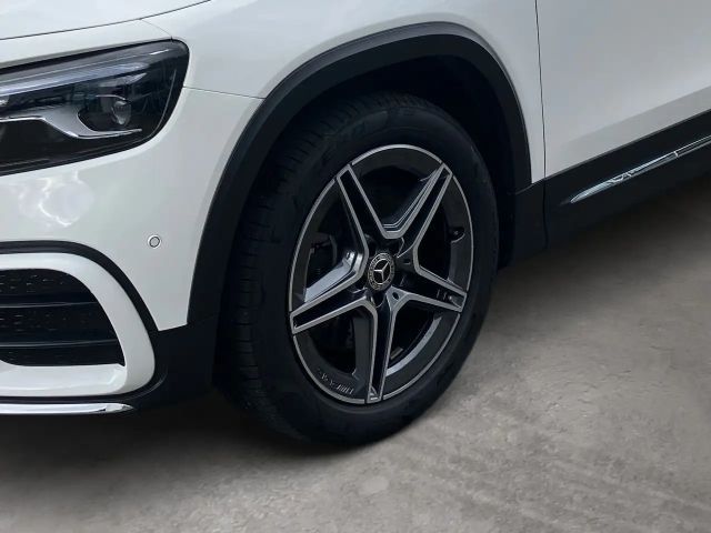 Mercedes-Benz GLB 250