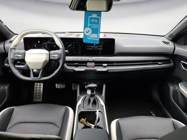 Kia K4