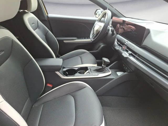 Kia K4