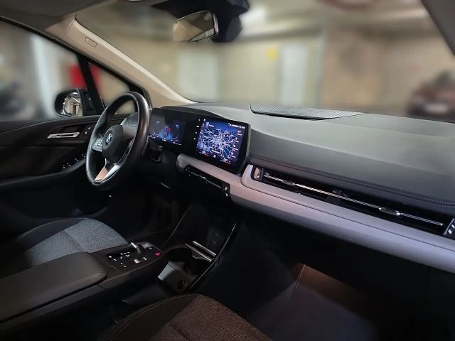 BMW 216