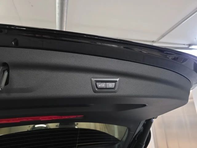 BMW 216