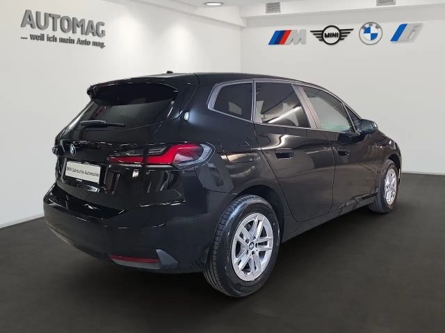 BMW 216