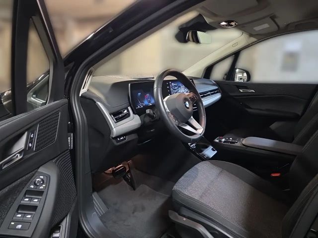BMW 216