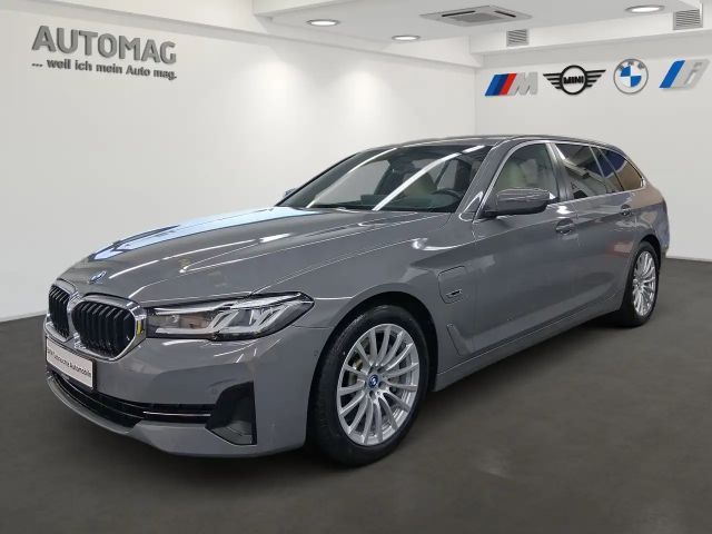 BMW 530 e DrivAss*ParkAss*Head-Up*Lenkradheizung 2022 Hybride / Benzine