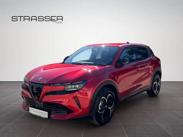 Alfa Romeo Junior Junior 1.2 VGT Ibrida Speciale 2025 Hybride / Benzine