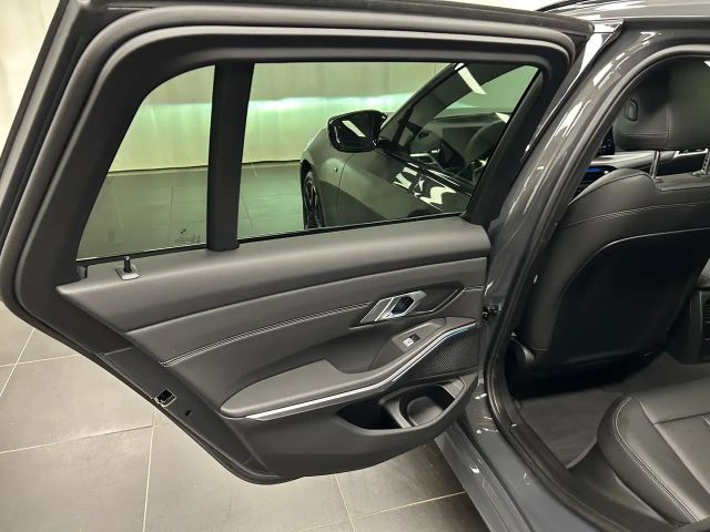 BMW 340