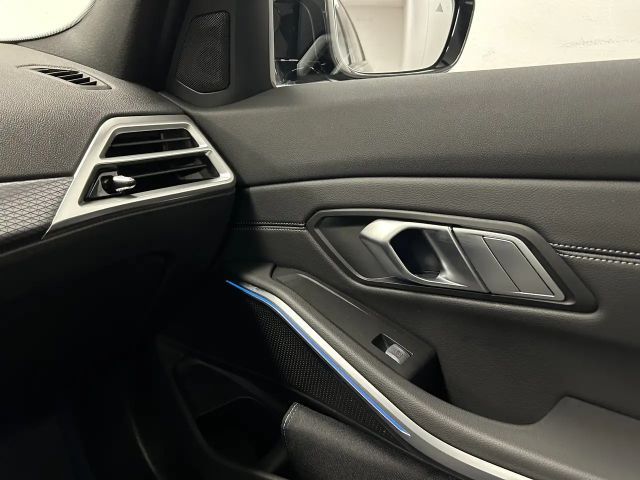 BMW 340