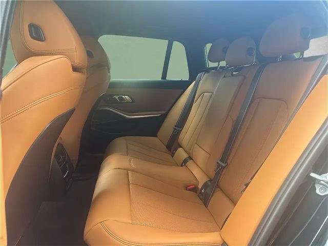BMW 340
