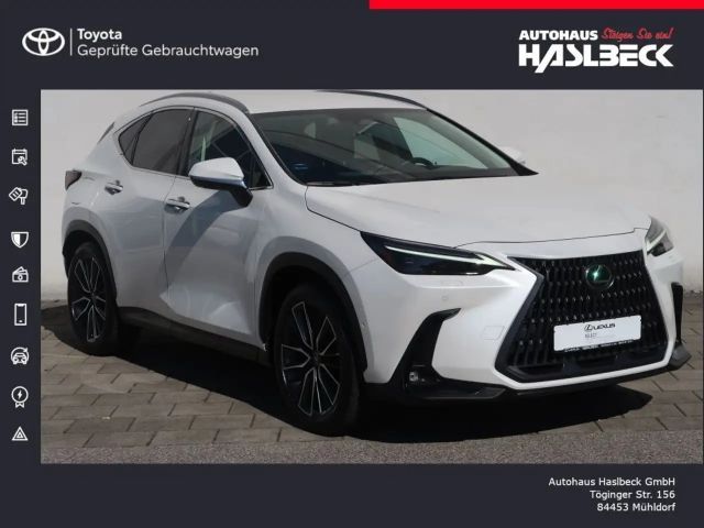 Lexus NX 450h+ E-FOUR Luxury-Paket 2022 Hybride / Benzine