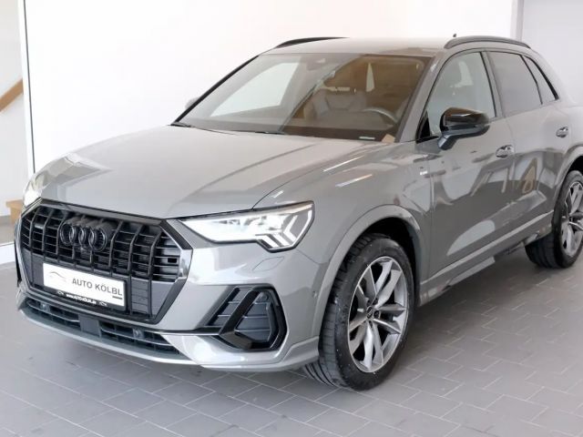 Audi Q3 45 TFSI quattro S line Navi /1.Hand 2023 Benzine