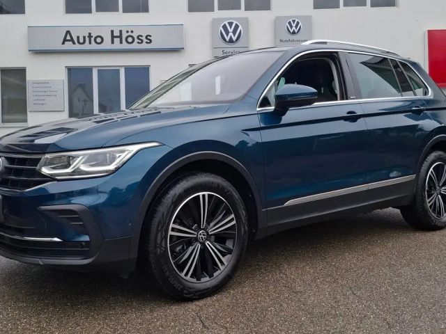 Volkswagen Tiguan Move*NAVI*REAR VIEW*SHZ*LED*DSG*LHZ*ACC*APP CONNECT*LORDOSENS*CLIMA 3 ZONEN* 2024 Diesel