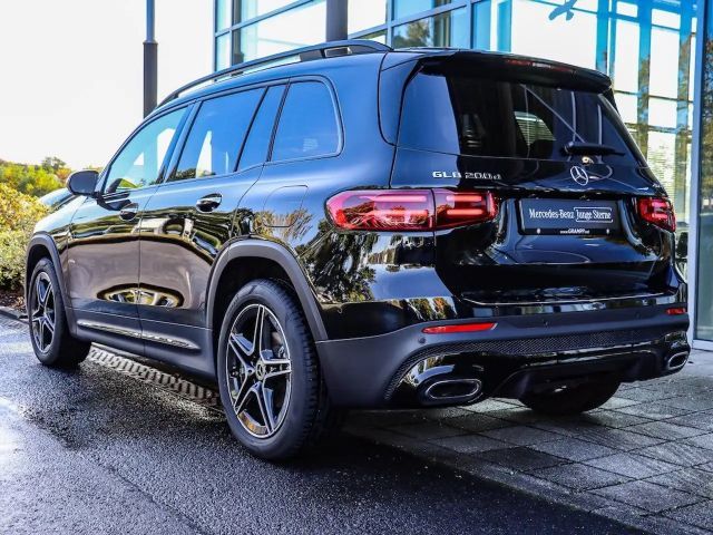 Mercedes-Benz GLB 200