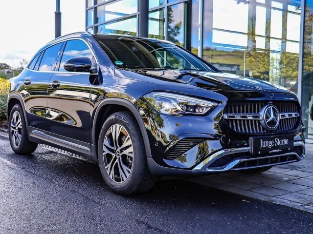 Mercedes-Benz GLA 180
