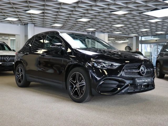 Mercedes-Benz GLA 180
