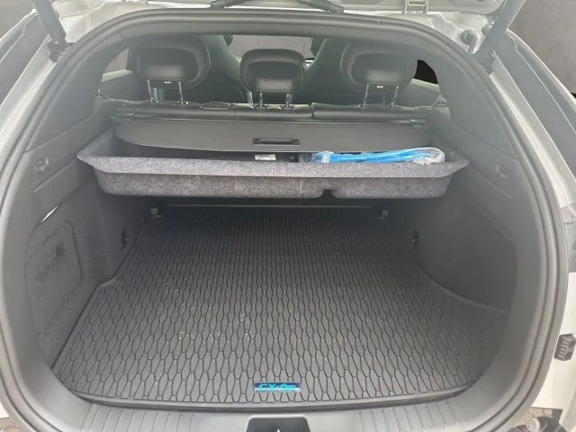 Mazda CX-6e