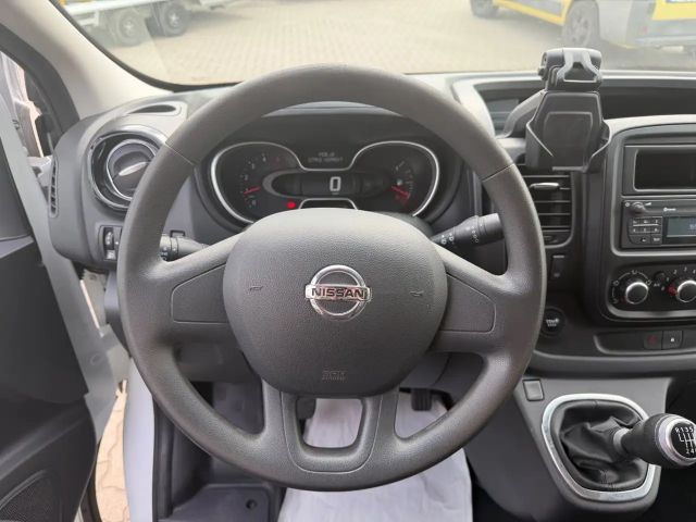 Nissan NV300
