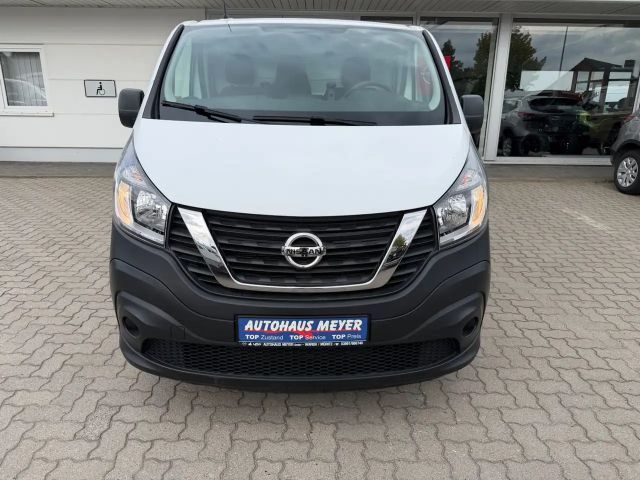 Nissan NV300