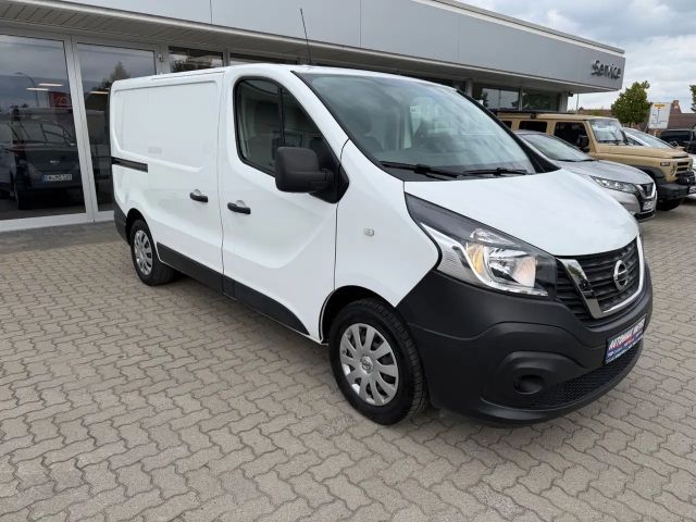 Nissan NV300