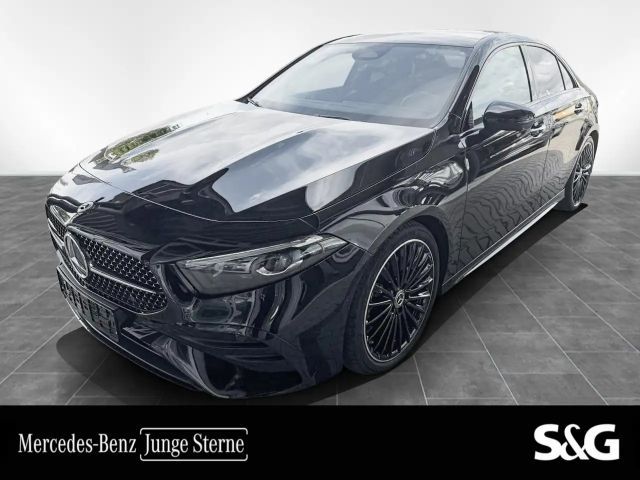 Mercedes-Benz A 220 d AMG Limousine M-LED+Panoschieb+Night+19 2024 Diesel