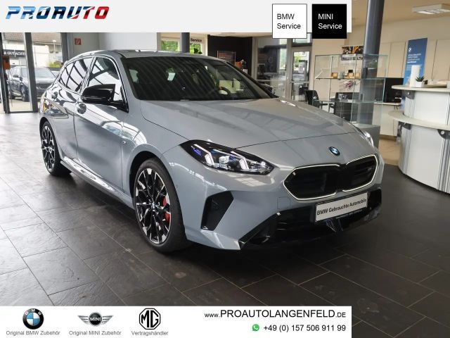 BMW M1 35 xDr M Sport Pro PANO/HUD/Memo/360°/M-Sitze 2025 Benzine